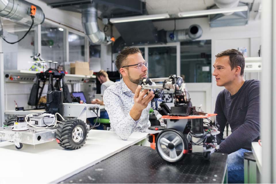 Housewarming TValley Lab